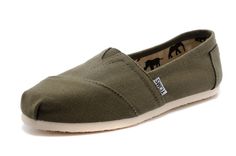 Toms Womens Classics Shoes Army Green - discount prices :) Tom Shoes, Toms Sandals, Toms Shoes Women, Cheap Toms Shoes, Cinderella Slipper, Disney Toms, Toms Shoes Outlet, Black Toms, Toms Classic