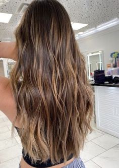 Rate This california brunette hair ideas From ⭐1~10. SAVE & FOLLOW i will update everyweek. California Brunette Hair, California Brunette, Brown Hair With Blonde Balayage, Caramel Highlights On Brown Hair, Balayage Hair Honey, Brunette Hair Ideas, Balayage Hair Ideas, Light Brown Balayage