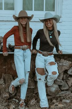 Country Female Outfits, Leah Fish, Cute Western Outfits, Country Outfits Women, Nfr Outfits, Western Girl Outfits, Country Fits, Country Bumpkin, Western Fits