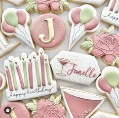 Pretty Lettering, Cookie Board, Happy Birthday Cookie, 17 Birthday, Decorative Cookies, Cookies Birthday, 45th Birthday, Cookies Pastry, Fondant Cookies