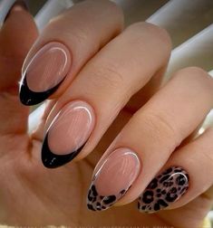 #cheetahnails Cowboy Nails, Deco Nails, Black And White Nail, Cheetah Print Nails, Kutek Disney, Unghie Sfumate, Cheetah Nails, Leopard Print Nails, Smink Inspiration