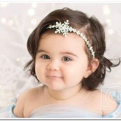 Snowflake Headband For Baby Girl, Winter Onderland Headband, First Birthday Headband, Christmas Headband For Newborn, Snow Princess Headband This listing is for a Sweet Aspen Rhinestone Tie Back Headband from the Sweet Sparkle Baby Couture Collection, A Sweet Sweet Boutique's newest collection of newborn photo prop couture.  This beautiful headband features a gorgeous vintage style metal rhinestone halo style headband with rhinestone snowflake accent. This headband ties in the back with double f Winter Flower Girl, Snowflake Headband, Newborn Winter, Christmas Headband Baby, Rhinestone Snowflake, Headband Winter, Headband Christmas, Birthday Headband, Girls Crown