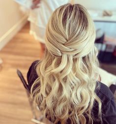 30 Gorgeous Bridesmaid Hairstyles That Will Elevate Your Look Hair Instagram, Wedding Hair And Makeup