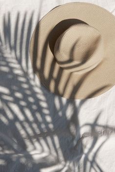 Styled Stock Photography, Flat Lay Photography, Summer Feeling, Styled Stock, Sand Color, White Aesthetic, Summer Hats