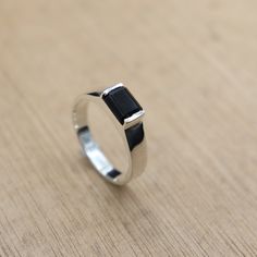 Natural Black Onyx Men's Signet Ring 925 Sterling Silver Black Gemstone Signet Ring Statement Signet Ring For Men's Valentine's Day Gift ❥ Metal: Solid sterling silver ❥ US Ring Size: Choose the Size ✈ Free Shipping (USPS) ✈ Free Shipping to the United Kingdom 🎁 Free Gift Box ↻ 3 Days Return ⌛ 3 Day Handling Time 🌸 General Care Instructions ❥Remove jewellery when showering or bathing. This is particularly important when on the beach, in the sea and in chlorinated water ❥Avoid wearing jewellery when doing physical work such as housekeeping, gardening or exercise ❥Never expose jewellery to household cleaning products, especially bleach and highly reactive solutions ❥Avoid spraying perfume, or hairspray on the gemstones or pearls as it jeopardizes the integrity of the material ❥Remove jewel Valentines Day For Men, Signet Ring Men, Signet Ring, The United Kingdom, Rings Statement, Black Onyx, Statement Rings, Onyx, Valentine Day Gifts