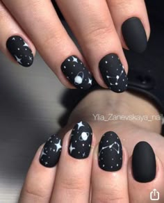 Ногти дизайн 2018 фото Rocker Nails, Nails Space, Space Nails, Nails Matte, Valentine Nails, Black Nail Art, Black Nail Polish