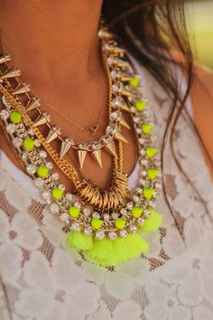 neon-fashion- Studs And Spikes, By Any Means Necessary, Spike Necklace, Neon Fashion, Diy Schmuck, All That Glitters, A Necklace, Statement Jewelry