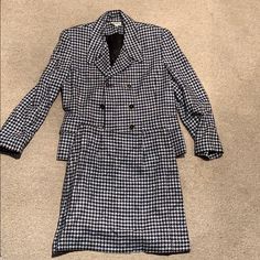 Blazer Size 6 Skirt Size 4 Skirt Suit, Ann Taylor, Skirt Set, Womens Skirt, Blazer, Black And White, White, Women Shopping, Black