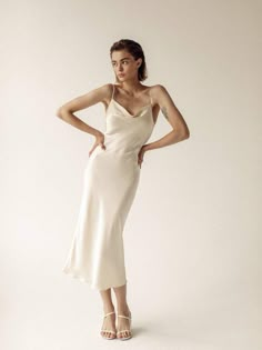 Slip Midi Dress, Silk Dress Long, Cowl Neck Dress, Photoshoot Dress, Silk Slip, Fashion Design Clothes, Fashion Shoot