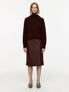 Midi Leather Skirt - Dark Red - ARKET WW Midi Leather Skirt, Red A, Midi Skirts, Knitwear Tops, Denim Coat, New Tops, Women Skirts Midi, Denim Outfit, Sweatshirt Dress