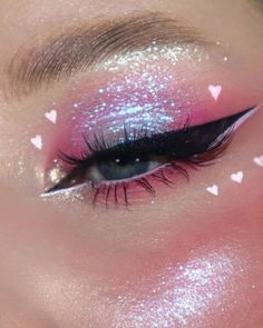 Barbie Core Aesthetic Makeup, Barbie Themed Makeup, Lover Inspired Makeup, Lovecore Makeup, Pink Glitter Makeup, New Year Nails, Ads Social Media