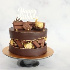 70 Cake Birthday, Chocolate Lovers Birthday Cake, Chocolate Overload Cake Decoration, October Cake Ideas, Decorate Chocolate Cake Ideas, Chocolate Birthday Cake For Men, Unique Chocolate Cake Design, Trending Birthday Cakes