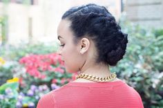 17 Natural Hairstyles ALL Curly Gals Will Love via Brit + Co. Curly Side Braid, Marley Twist Hairstyles, Curly Nikki, Hair Romance, Pulled Back Hairstyles, Marley Hair, Curly Updo, Hair Styles 2017