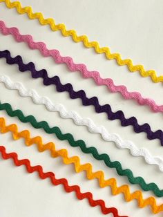 10-YARDS Vintage Cotton Ric Rac Zig Zag Trim - 10 Yards -  Many Colors Available! Mutli Colors Darling Ric Rac Fun Zig Zag Multi Colored  FUN... Beautiful Detail & True Vintage Quality Embroidery Scissors, Rick Rack, Ric Rac, Ribbon Crafts, Crafts Supplies, Vintage Cotton, True Vintage, Zig Zag, Multi Colored