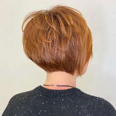 Rosanna Moore Short Hairstyles - Likeeed Long Pixie Bob, Long Pixie Hairstyles, Stylish Short Hair, Pixie Hair, Classic Hairstyles, Long Pixie, Funky Hairstyles, Short Hair Styles For Round Faces, Layered Bob