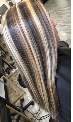 Calico Hair Blonde, Dramatic Hair Colors, Striped Hair, Hair Stripping, Summer Hair Highlights For Brunettes, Brown Hair Shades, Color Streaks, Hair Highlights And Lowlights, Dramatic Hair