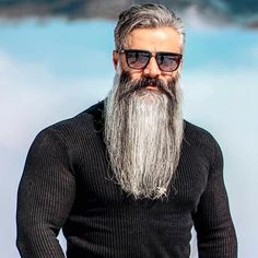 viking beard styles warriors Long Beard Styles For Men, Short Beard Styles, Shaved Head With Beard, Beard Trend