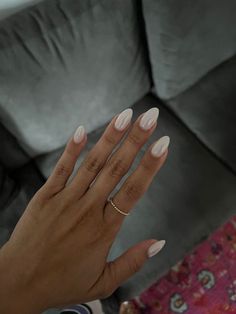 nail ideas, white chrome nails, amazon nail ideas Dip Nail Chrome, Sleek Nail Designs Classy, Dip Funny Bunny Nails, New Years Nails Minimalist, Dip Nail Ideas Prom, Dip Nails Funny Bunny, Funny Bunny Dip With Chrome, Round Vacation Nails, Oval Funny Bunny Nails