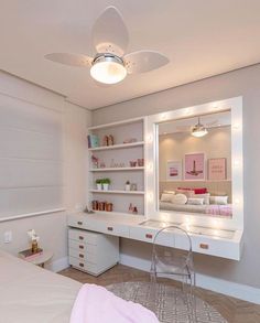 #quartocompenteadeira #quartocompenteadeiraeescrivaninha #quartocompenteadeiracamarim Beauty Room Decor, Study Room Decor, Girl Bedroom Designs, Redecorate Bedroom, Teen Bedroom Decor, Girl Bedroom Decor, Room Design Bedroom, Stylish Bedroom