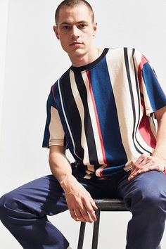 UO Wide Vertical Stripe Dad Tee Mens Fashion Edgy, 80s Mens, Mens Fashion Smart, Hipster Mens Fashion, Mens Fashion Urban, Hipster Outfits, Mens Fashion Classy, Hipster Fashion, Mens Winter Fashion