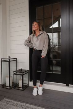 Click the link! ✨ You always ask about my favorite athleisure outfits that turn heads on the streets & in the gym. I’ve got you! In my latest blog post you find  20+ stylish outfit inspo you want to wear every day. Athletic Lounge Outfits, Nice Athleisure Outfits, Cute Minimalist Outfits Casual, Ath Leisure Outfits Women, Casual Coffee Shop Outfits, Winter Mall Outfit, Athleisure Outfits Aesthetic, Fit Aesthetics Women, Outfits With Joggers Women