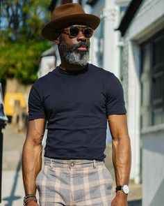 Hipster Outfits Men, Older Mens Fashion, Mens Fashion Smart, Beard Styles For Men, Mens Fashion Rugged, Hipster Mens Fashion, Mens Fashion Inspiration, Hipster Outfits, Men Pants