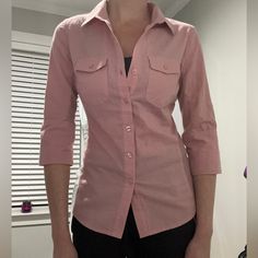 Pale Pink Button Up Shirt, Sleeves Can Be Rolled Up To Button For Shorter Length In Arms, Size Small, Bought And Never Worn, Has Some Stretch To It And Soft To Wear. Duolingo Aesthetic, Corporate Aesthetic, Outfit With Tie, Pink Button Up Shirt, Button Down Outfit, Alt Aesthetic, Pink Shirt, Pink Blouse, Outfits Aesthetic