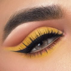 Artist Couture Caliente Palette $30.00 Brand New, Never Been Open. Yellow Eye Makeup, Drag Make-up, Yellow Makeup, Couture Makeup, Eyeshadow Ideas, Makeup Eyeshadow Palette, Eye Makeup Designs, Colorful Eye Makeup, Eye Makeup Looks