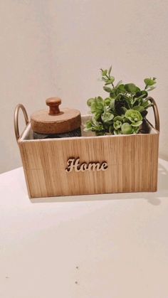 Cardboard Crafts Diy, Diy Crafts Life Hacks, Garden Crafts Diy, Diy Basket, Diy And Home Improvement, Diy Dollar Store Crafts, Recycled Projects, January 23