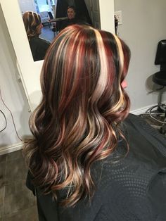 Different Colored Highlights, Triple Highlights Hair, Three Color Hair Highlights, 2000s Hair Streaks, Hair Color Ideas For Brunettes Y2k, Black Hair With Blonde And Red Highlights, 2000s Chunky Highlights Red, Cute Hair Ideas Color, Hairdye Ideas Long Hair