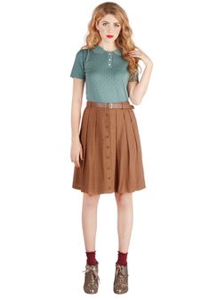 Nutmeg Latte Skirt, #ModCloth Collegiate Style, Fashion And Beauty Tips, Work Skirts, Fabulous Clothes, Faux Leather Skirt, Cute Skirts, 2015 Fashion, Modest Dresses, Vintage Skirt