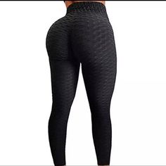 The Infamous Tiktok Push Up Leggings Sizes Run Small Please Message If You Have Any Questions Tiktok Leggings, Black Leggins, Sport Woman Fitness, Belle Silhouette, Bottom Workout, Yoga Outfit, High Waist Yoga Pants, Legging Sport, Stretchy Leggings