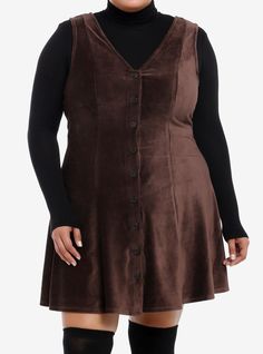 Make room for the cozy cottage dress of your dreams! This brown corduroy dress has a V-neckline and features buttons down the front. Perfect for layering over a cozy long-sleeve! Shirt not included.95% polyester; 5% spandexWash cold; dry lowStretchy materialImportedModel is 5'10"Model wears size 1 Simple Dress Plus Size, Gathered Bust Dress, Christmas Plus Size Outfits, 2xl Women Plus Size Outfits, Plus Size Dark Academia Fashion, Nonbinary Fashion Feminine, Brown Sweater Dress Outfit, Plus Size Fall Dresses, Plus Size Christmas Outfit