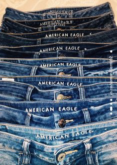 American Eagle Jeans Outfit, Spirit Days, Country Style Outfits, Jeans Logo, Xmas Ideas, Inspirational Images, Christmas 2024, Retail Design