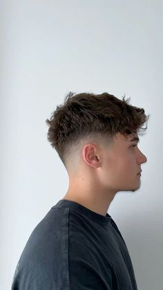 Men’s Drop Fade, Low Drop Fade Straight Hair, Men’s Haircuts Fades, Medium Drop Fade, Short Hair Styles Men Fade, Man Fade Haircut, Fringe Down Hairstyles Men, Mens Haircut Back View, V Taper Haircut