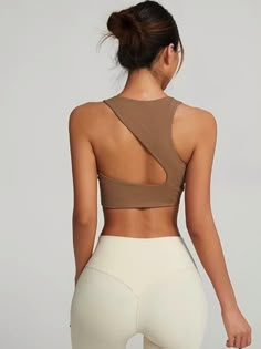 High Neck Sports Bra Outfit, Fitted Yoga Bra With Built-in Padding, Contoured Sports Bra With Built-in Bra For Yoga, Brown Stretch Crop Top With Built-in Bra, Seamless Cropped Fitted Bra, Fitted Seamless Cropped Bra, Fitted Seamless Brown Sports Bra, Fitted Brown Seamless Sports Bra, Fitted Beige Sports Bra With Built-in Bra