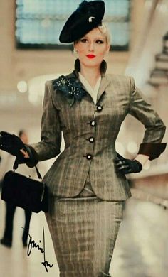 Fall Suit, Look Retro, Skirt Suit Set, Vintage Couture, 1940s Fashion, 50s Fashion, 1950s Fashion, Mode Vintage, Mode Inspiration