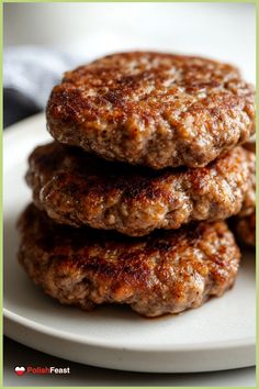 Bryzol is a delicious Polish chopped beef or pork cutlet, traditionally served with sautéed onions and mushrooms. It’s a simple, comforting dish with a rich history, perfect for a quick and hearty dinner.