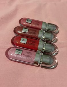 #kikomilano #kiko05 #kiko11 #kiko17 #kiko26 Kiko 05 Gloss, Makeup Kiko, Makeup Product, Makeup To Buy, Makeup Kit, Beautiful Makeup, Makeup Inspiration, Girly Things