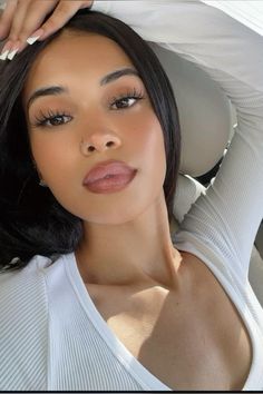 pinterest:thealluregems��🫧 || follow for more trending pins!! #thealluregems #explorepage #foryoupage #trending #aesthetic #makeup #summermakeuplooks #naturalmakeup #bridal #makeupoftheday #makeuplover #summer #lashes #clearskin #skincare #beauty #model #instagram Fall Baddie Makeup, Minimalist Glam Makeup, Pretty Makeup Aesthetic, Amazing Makeup Looks, Makeup Looks Pics, Matt Makeup Look, Medium Low Contrast Makeup, Makeup For Work Everyday, Baddie Natural Makeup