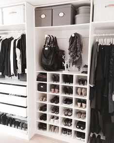 small bedroom 5 hacks to make it easier for someone to use the space in their closet