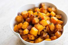 Browned butter brings out the most amazing flavor in the butternut squash that's tossed with thyme for an easy Thanksgiving side. #easysidedish #sidedish #sidedishfor #sidedishideas Butter Squash Recipe, Fried Squash, Butternut Squash Cubes, Thyme Recipes, Butternut Squash Recipes, Browned Butter