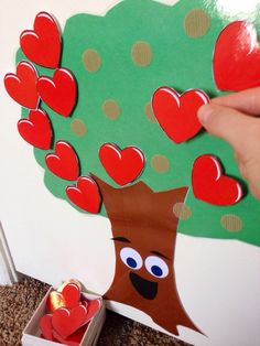 If you've ever been in a Head Start classroom, you may be familiar with a kindness tree. The basic premise is to reinforce kind behaviors by giving the child labeled praise and allowing him or her ... Kindness Tree, Head Start Classroom, Early Head Start, Growth And Healing, The Giving Tree, Fall Preschool, Kids Labels, Emotional Wellbeing