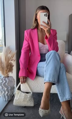 Barbie Blazer Outfit, Light Pink Heels Outfit, Pinker Blazer Outfit, Pink Blazer With Jeans, Pink Blazer And Jeans Outfit, Fuschia Blazer Outfit, Outfits Con Blazer Fucsia, Outfit Con Blazer Rosa, Pink Blazer Outfit Classy