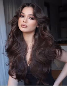 Hollywood Curls, Rambut Brunette, Blowout Hair, Glam Hair, Front Hair Styles, Hair Clothes, Aesthetic Hair