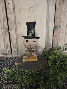 Primitive Snowman with Hat Snowman With Hat, Rustic Snowman, Primitive Snowman, Primitive Snowmen, Rustic Crafts, Home Handmade, Rustic Feel, Festival Decorations, Intricate Details