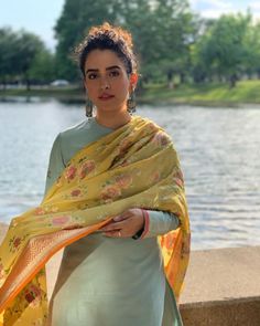 Banarsi Dupatta, Plain Suit, Divyanka Tripathi, Sanya Malhotra