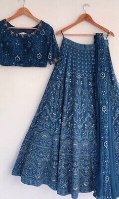 ad eBay - Launching Silk Lehenga Choli With Beautiful Dupatta For Wedding And Party Wear - Buy Now, click the link (eBay) Blue Skirt Outfit Indian, Partywear Lehenga, Navy Blue Lehenga, Bridesmaid Lehengas, Top Lehenga, Orang India, Simple Lehenga, Lehenga Choli Wedding, Lehenga Fabric