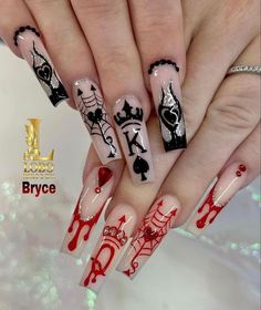 Queen Of Hearts Nails Designs, Gangster Nails Designs, Gangster Nails, Full Set Nails, Circus Nails, Spooky Nail Art, Rockabilly Nails, Spooky Nail, Stilleto Nails Designs