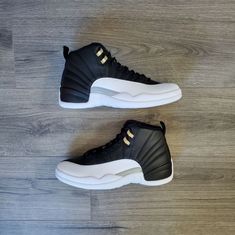 Air Jordan 12 Playoffs Basketball Shoes Mens Size 10.5. Brand New. Good Condition. With Box. Air Jordan Retro 8, Jordan 1 Royal, Jordan Retro 12, Air Jordan 12, Black Jordans, Nike Jordan Retro, Rare Nikes, Nike Air Jordan Retro, Jordan 12 Retro